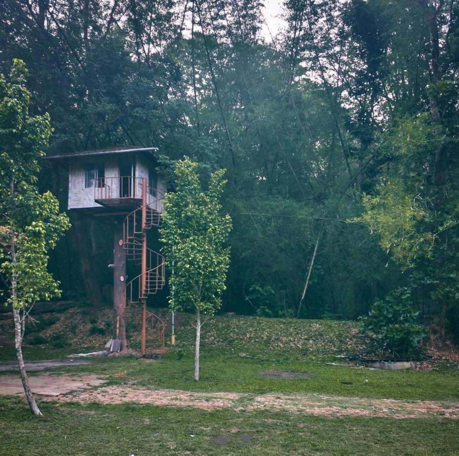 Elephant Valley Resort Pulpally Exterior foto